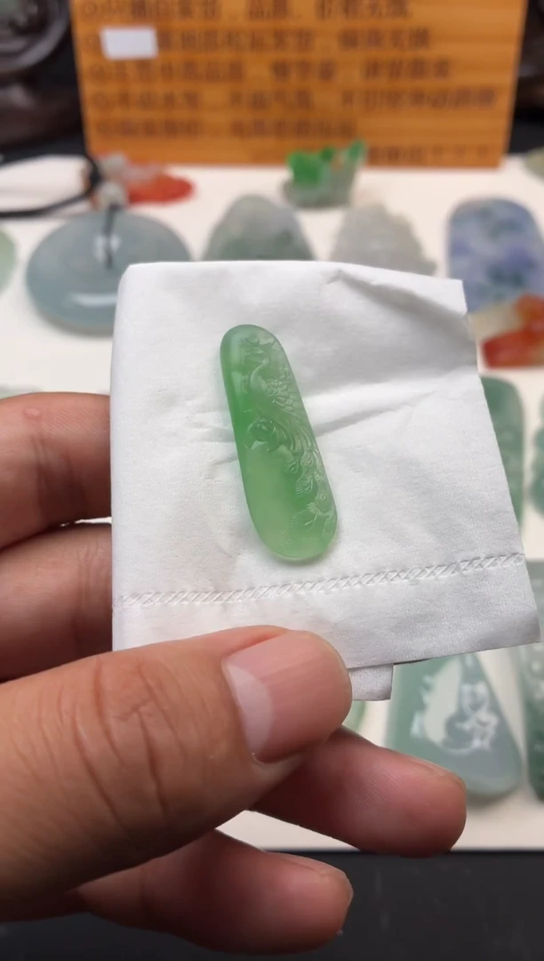 未镶嵌定制翡翠翡翠
