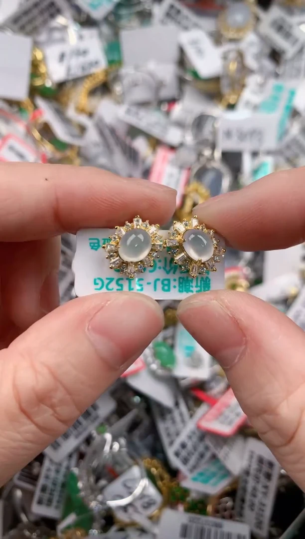 银S925镶嵌戒指翡翠888        7
