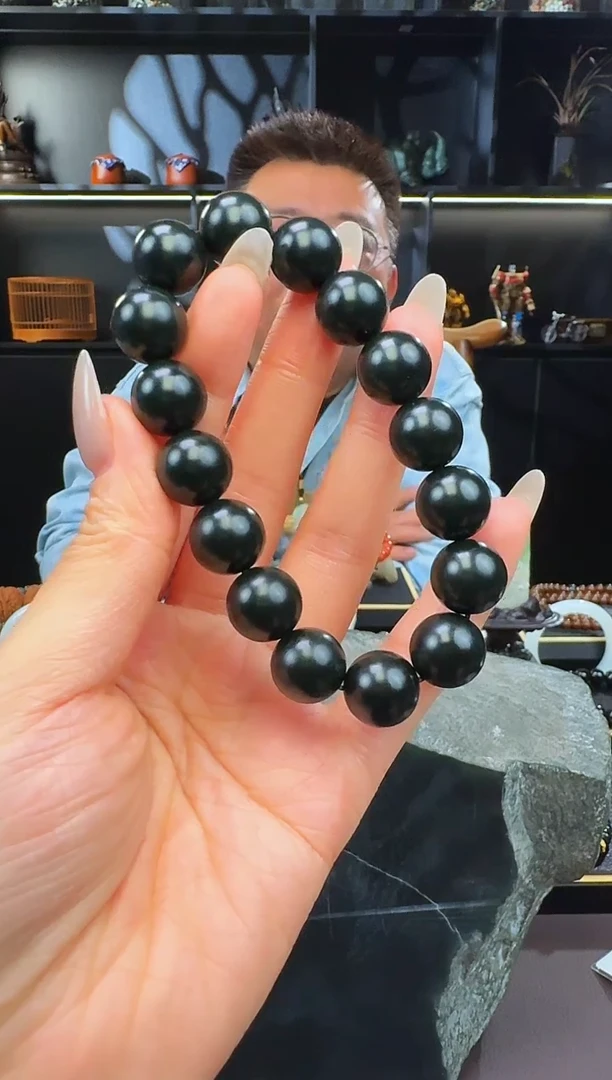 颈饰未镶嵌和田玉14mm塔青手串