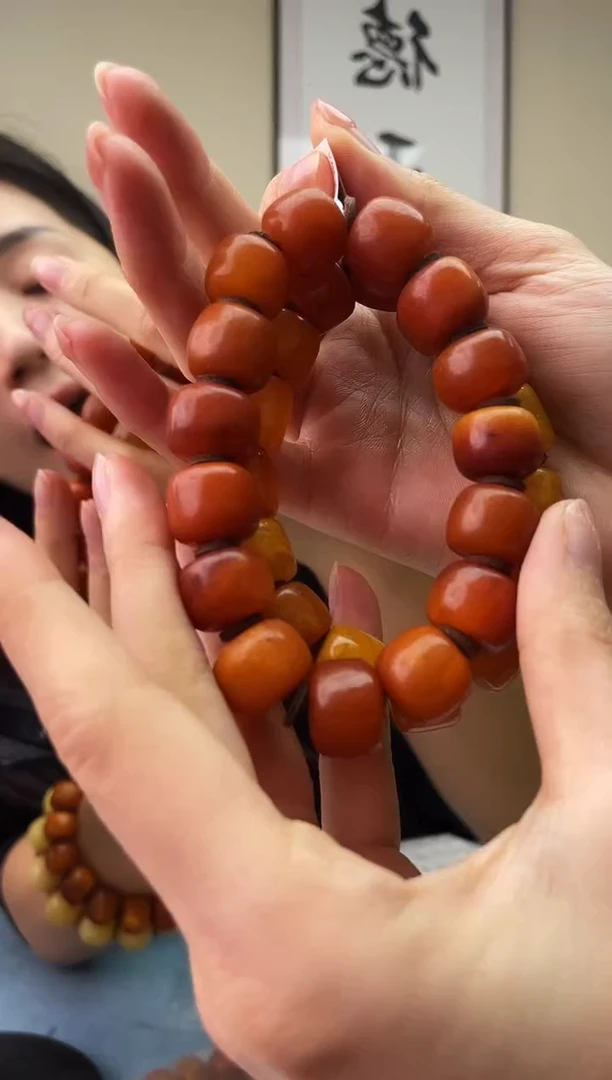 琥珀未镶嵌珠宝奇石T0微瑕假一罚十，多样性发一件