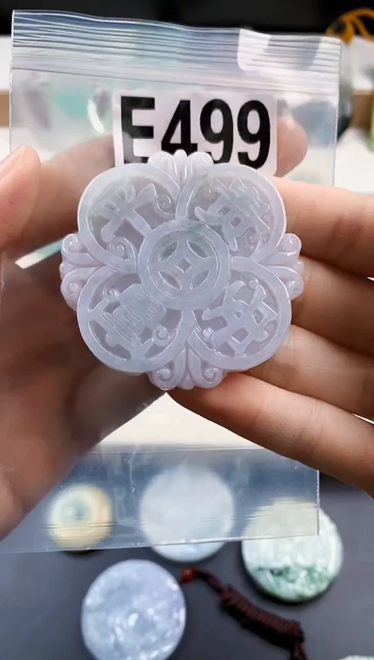 颈饰未镶嵌翡翠天然翡翠吊坠挂件