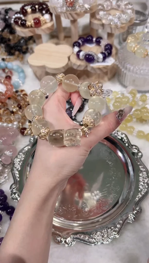 【闪购商品】水晶手链未镶嵌天然水晶默认微瑕 多样性发货发其一