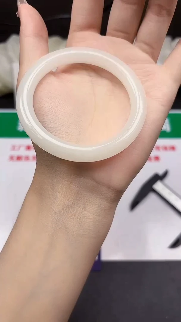 和田玉手镯未镶嵌110-4-55