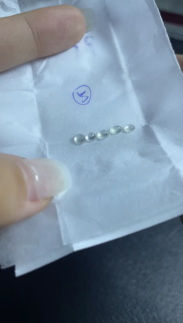 未镶嵌定制翡翠蛋面