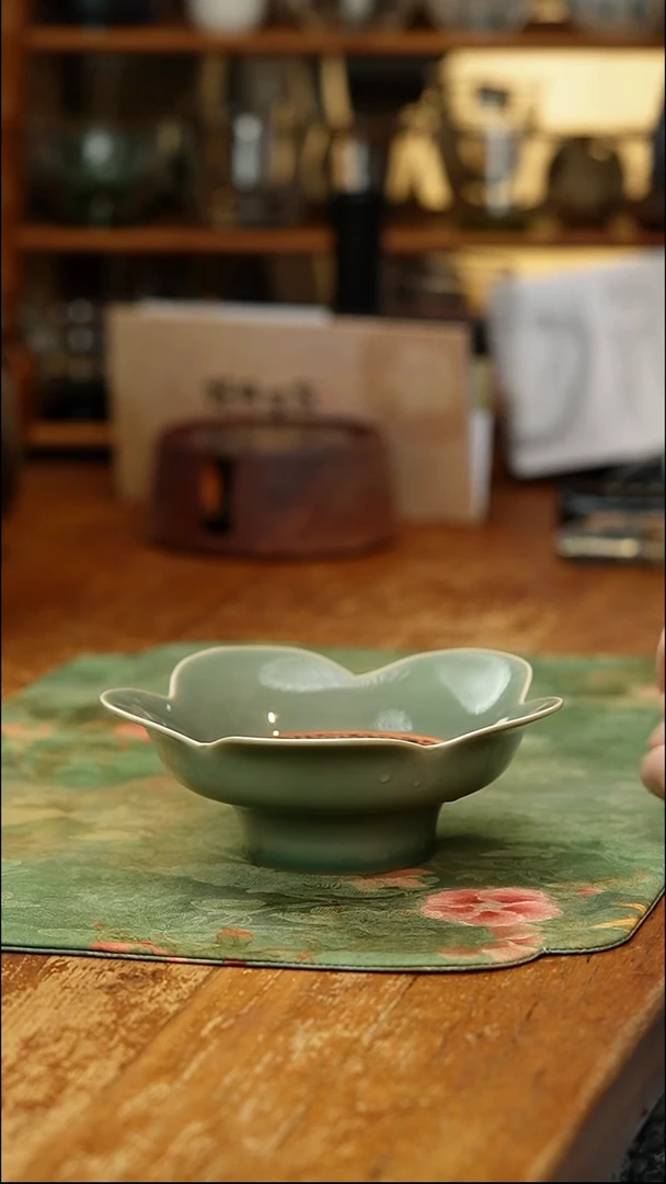 暗香疏影/青瓷花语壶承/吴志坚创作