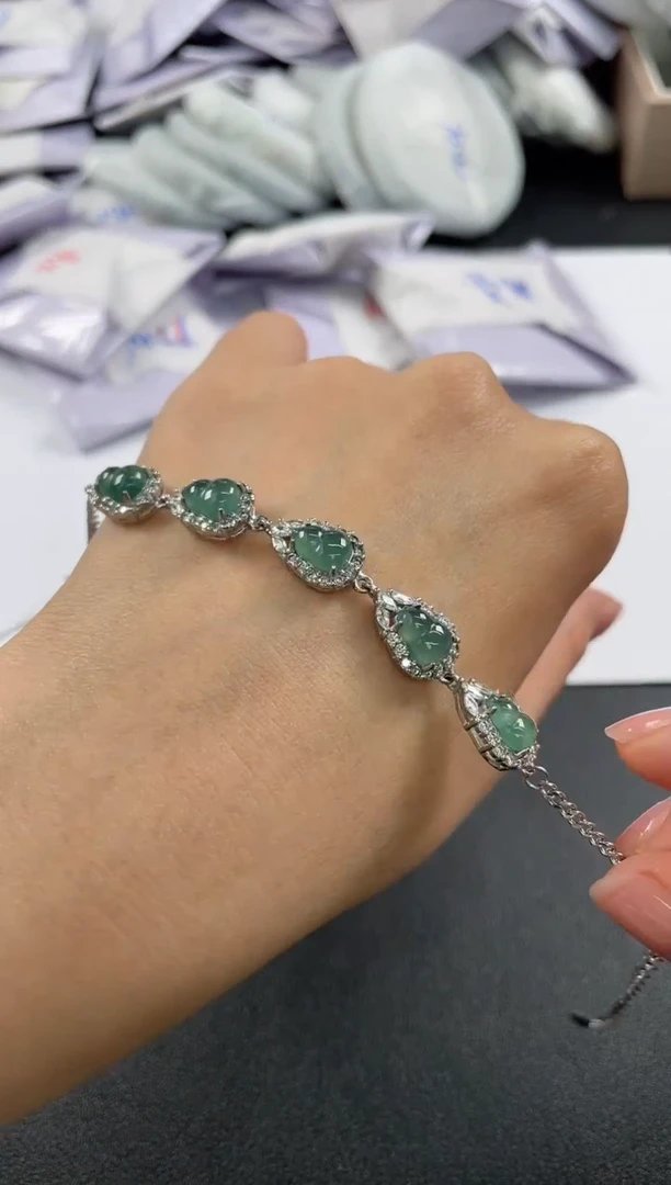 手链翡翠未镶嵌  7209