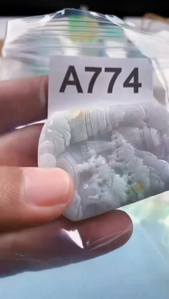 【闪购商品】翡翠挂件未镶嵌天然翡翠吊坠挂件