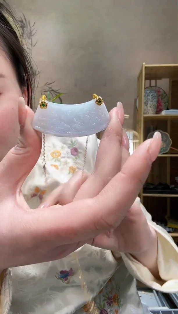 【闪购商品】翡翠颈饰未镶嵌吊坠