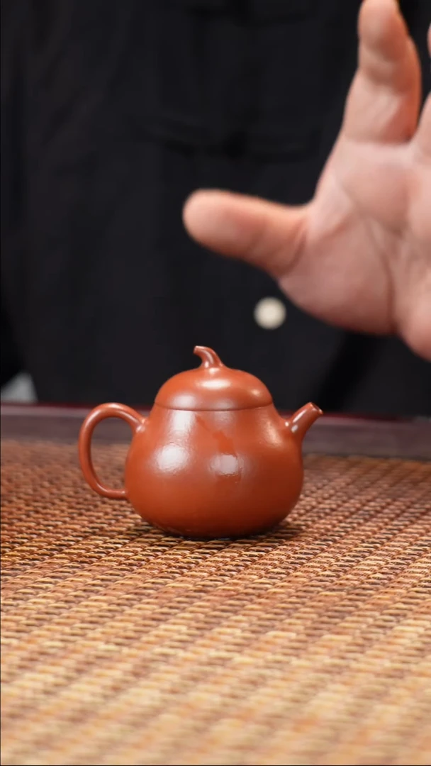 茶壶紫砂宜兴紫砂朱泥茄瓜