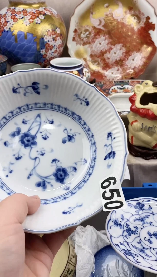 摆件漂亮的日瓷器，默认微瑕，介意慎拍