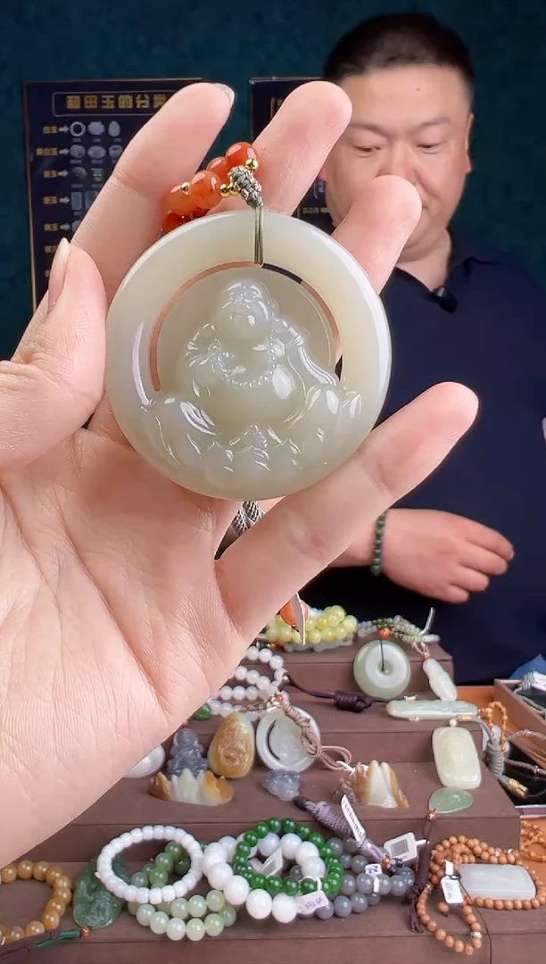 和田玉未镶嵌颈饰多样性发货   拍一单发一个