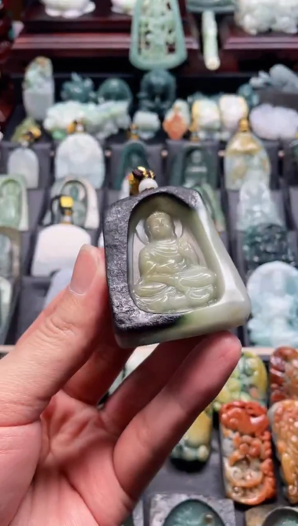 颈饰未镶嵌翡翠15  天然翡翠a货  阿弥陀佛