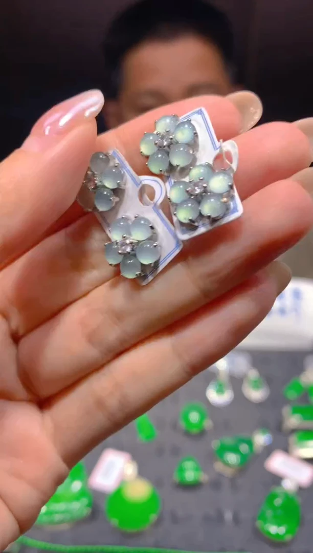 未镶嵌定制翡翠260多样性发货（发其一）