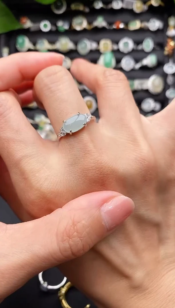 【闪购商品】翡翠戒指银S925镶嵌缅甸翡翠A货11   6-5