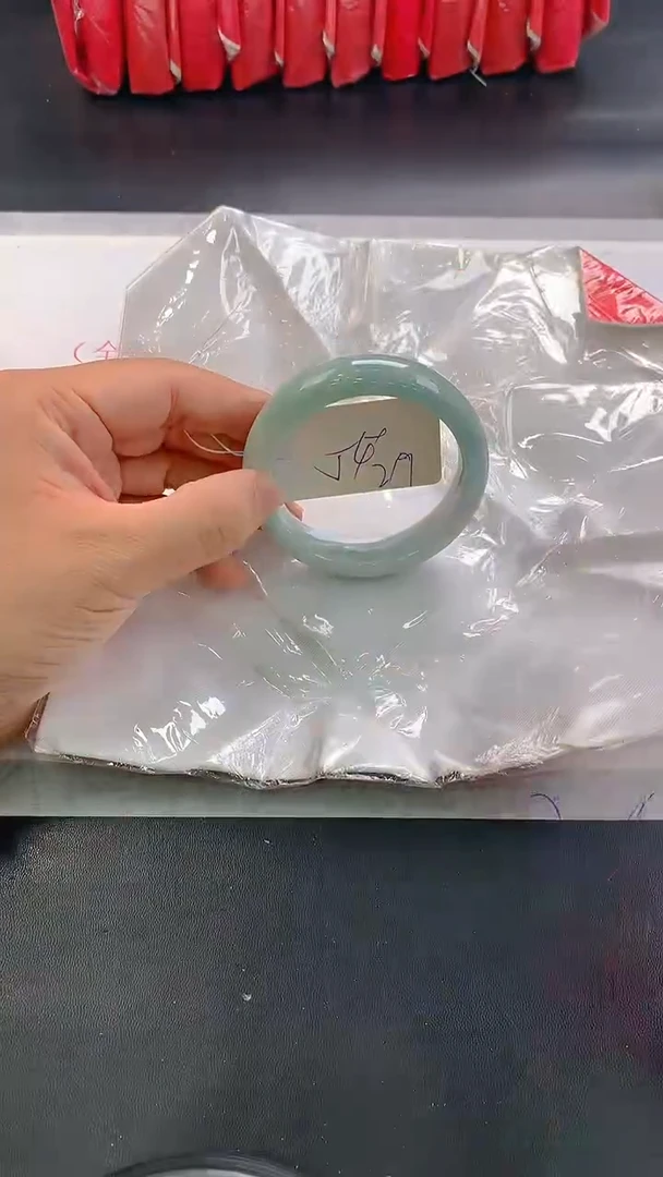 未镶嵌手镯翡翠219