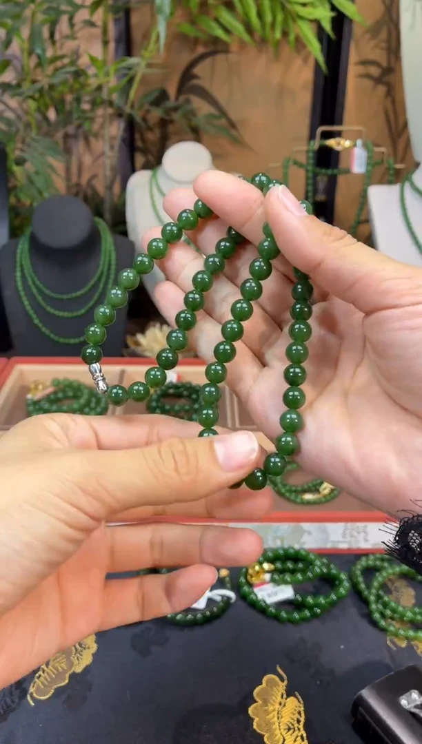 颈饰未镶嵌和田玉（碧玉）8菠菜微矿毛衣链