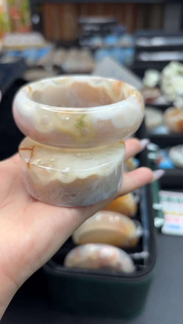 未镶嵌手镯石英质玉C486(61圈赠送镯心)