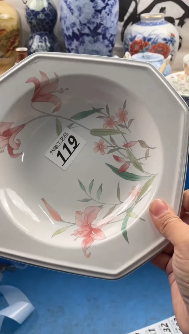 【闪购商品】瓷片119然曦海外工艺品***