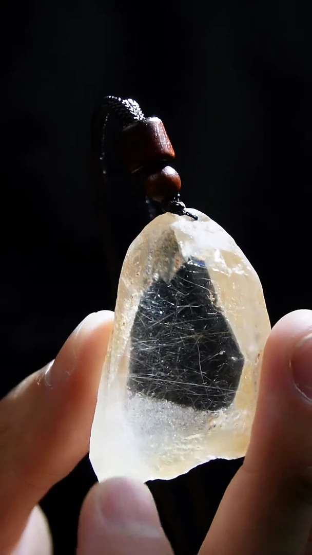 吊坠(赠链)未镶嵌水晶水晶