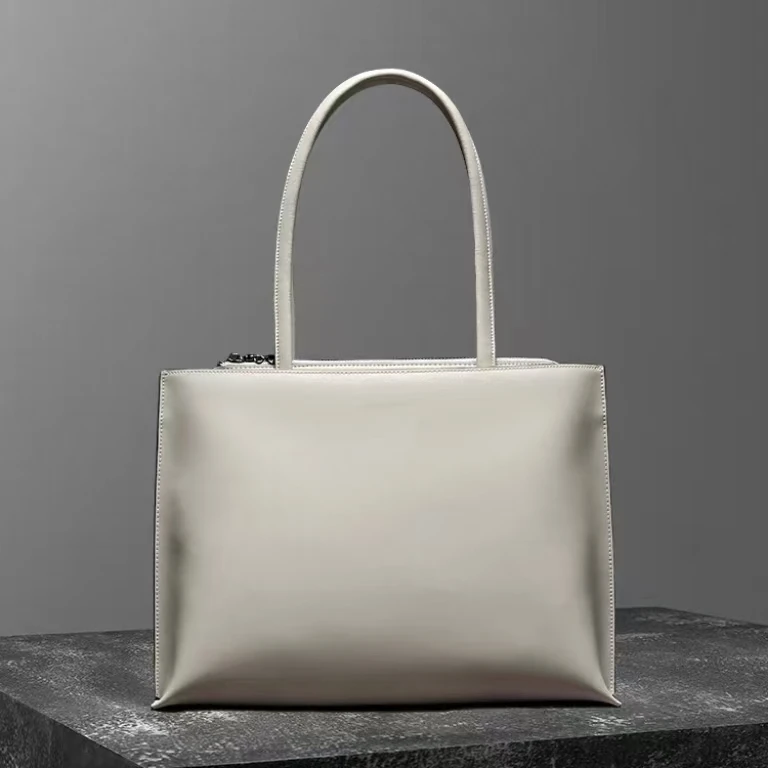 纯色经典手提包 百搭时尚托特包电脑包简约白色