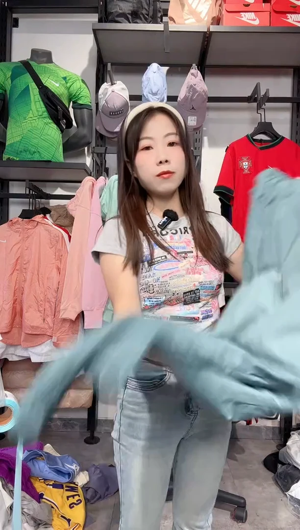 1307   编码 瑕疵款直播间过款为准 尺码
