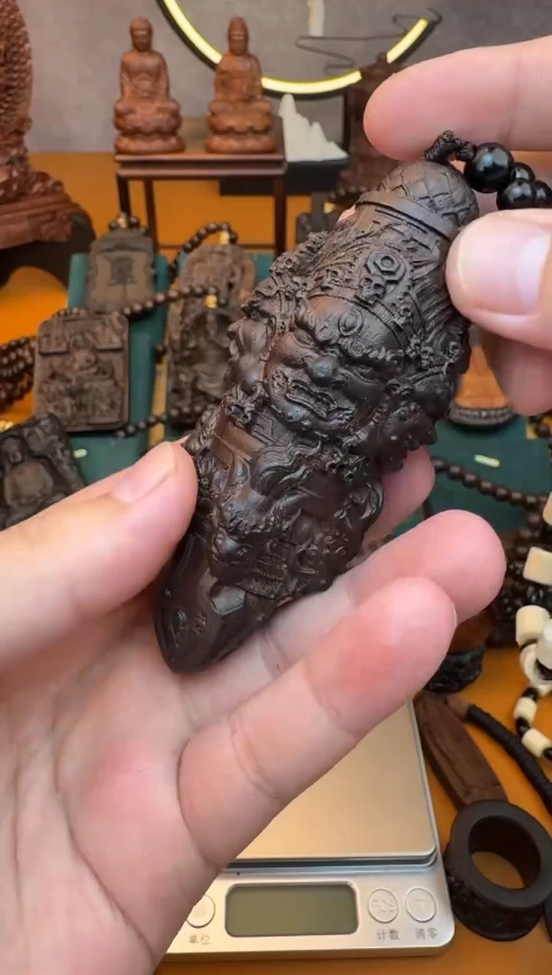 贡木把件《巴布亚贡木》大黑天金刚杵