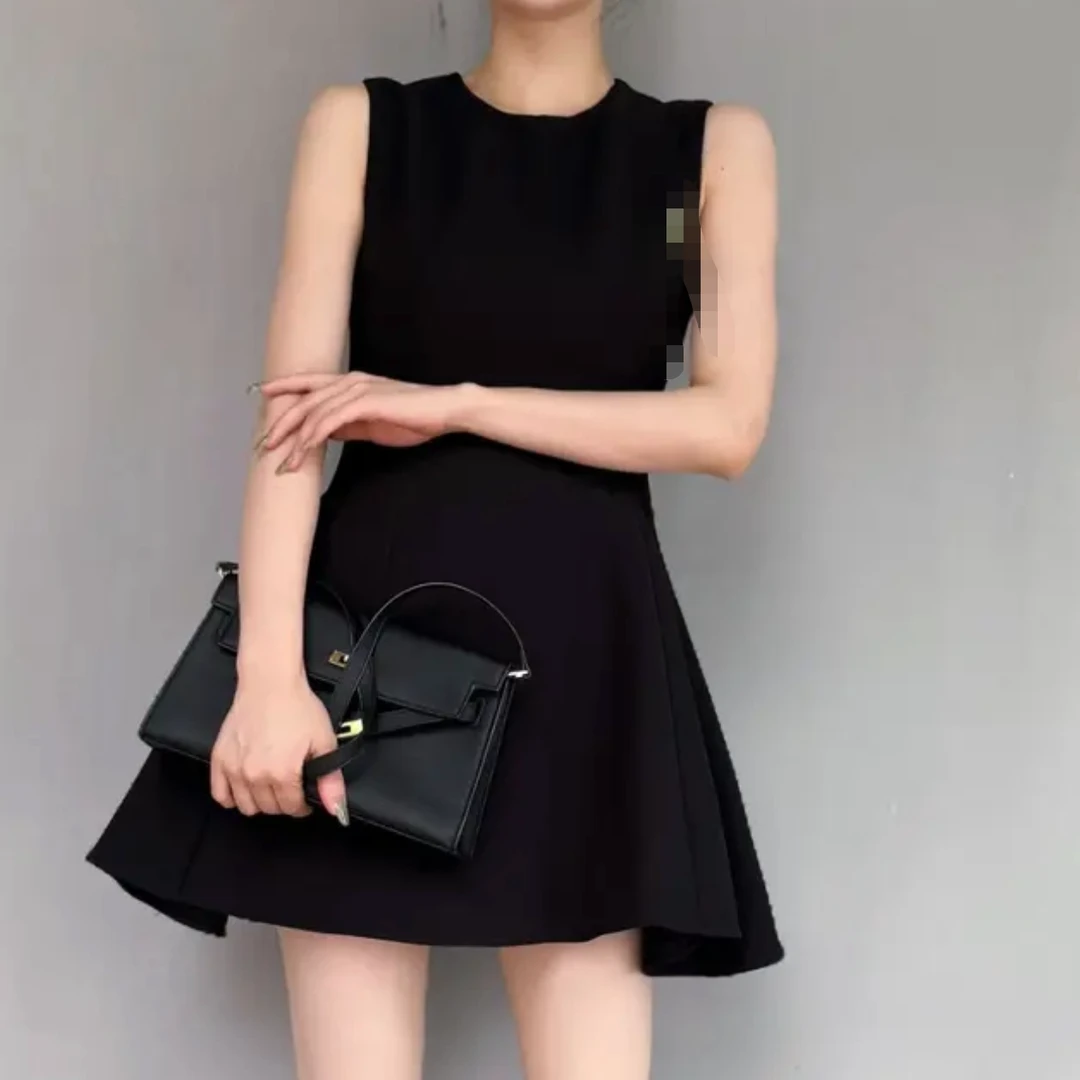 夏季法式无袖收腰显瘦黑色A字连衣裙气质简约FJ61707