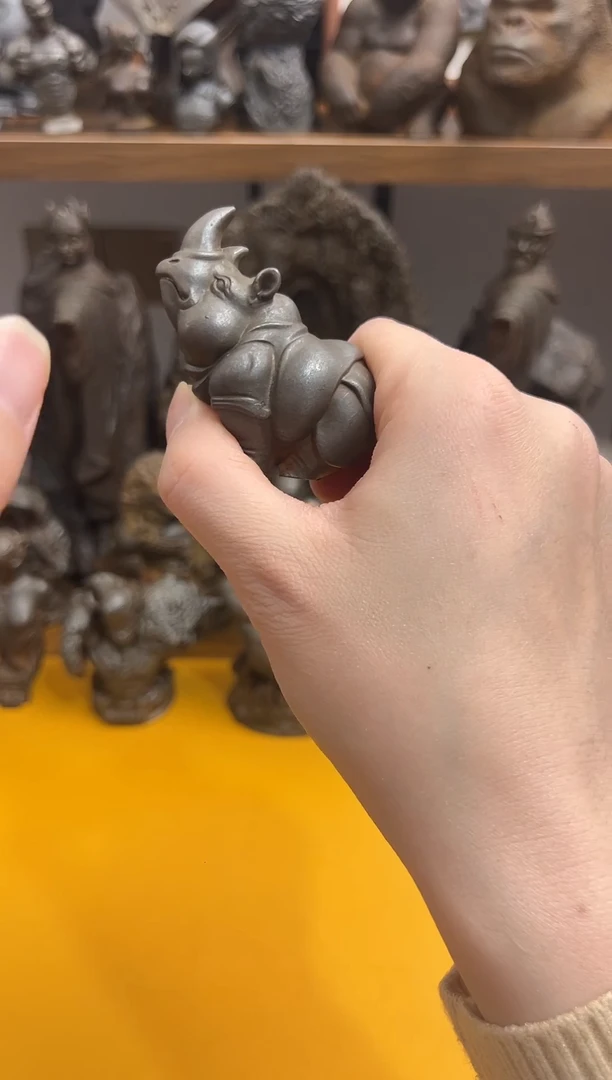 金属实心铁艺--小犀牛