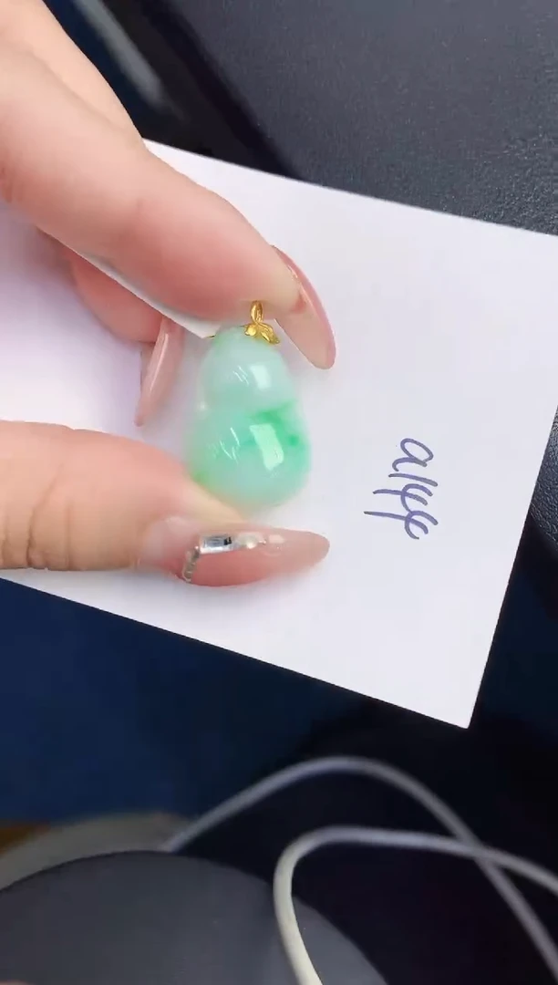 【闪购商品】翡翠颈饰18K金镶嵌000000000000