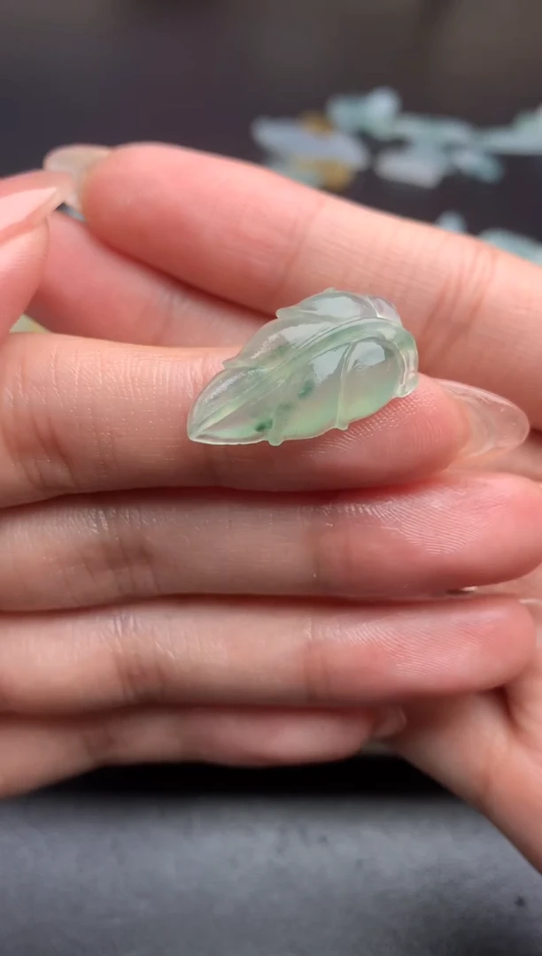 【闪购商品】定制翡翠未镶嵌毛货