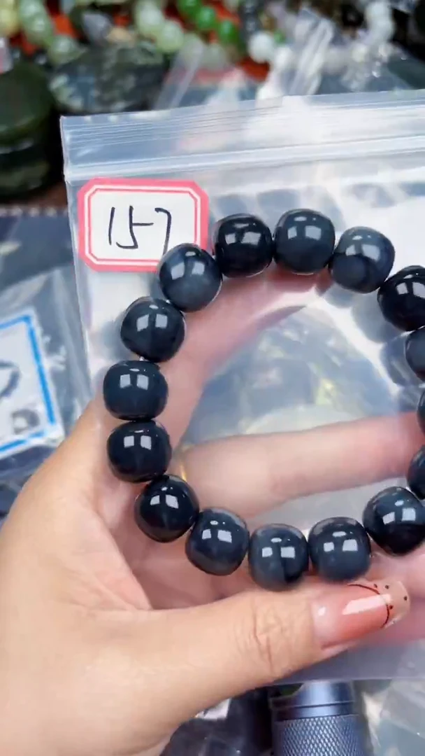 颈饰未镶嵌和田玉和田玉