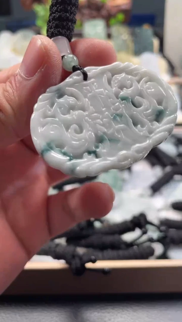 颈饰未镶嵌翡翠12/26/043