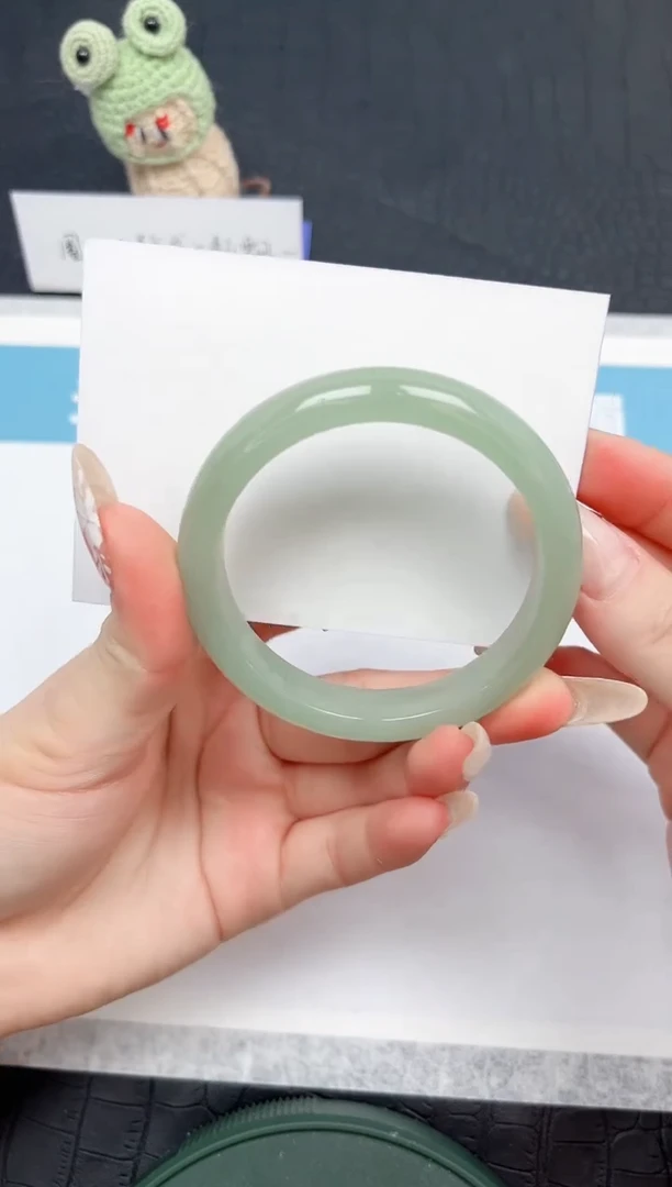 【闪购商品】石英质玉手镯未镶嵌23-54.1