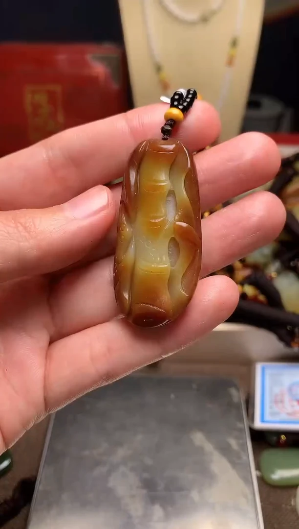 颈饰未镶嵌和田玉新疆料青海料清水和田玉吊坠