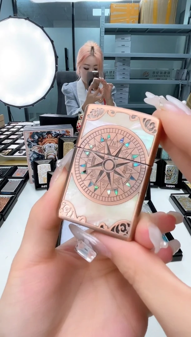 铜Zippo  红铜指南针
