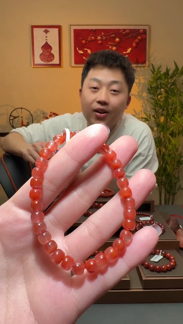 【闪购商品】南红玛瑙手串未镶嵌一条约6mm 多样性发货