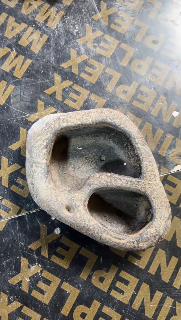 陶土丨双洞三角盆