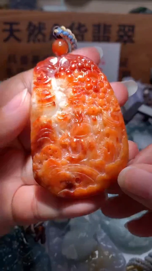 【闪购商品】翡翠颈饰未镶嵌保真天然A货翡翠