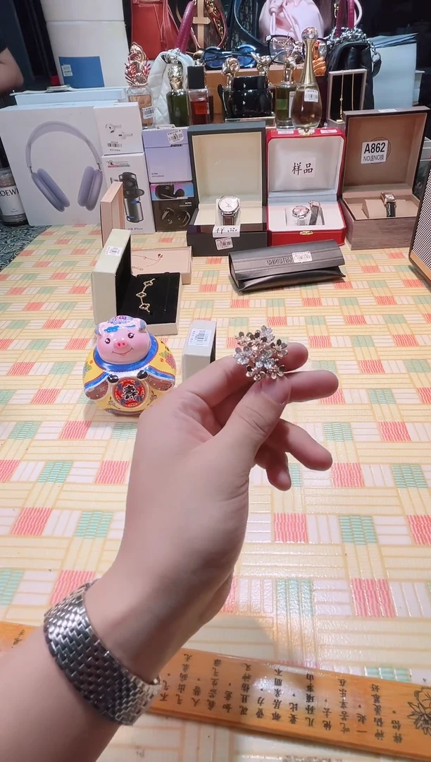 瓷片瓷器 库房到期 全部地板价@@1