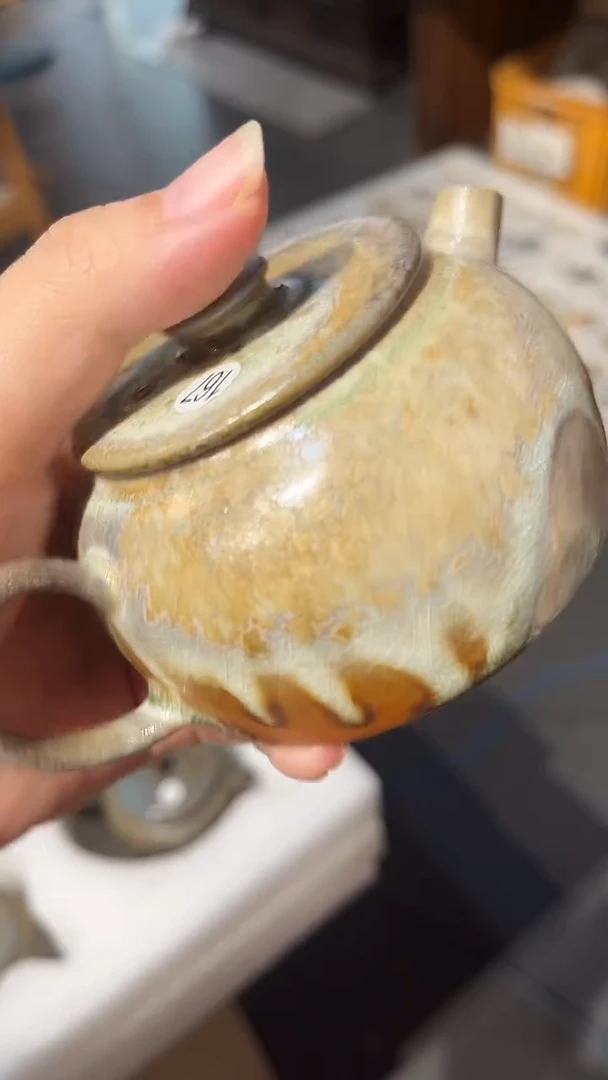 壶167号容量120-140ML中白泥 有粘脚 懂货的拍