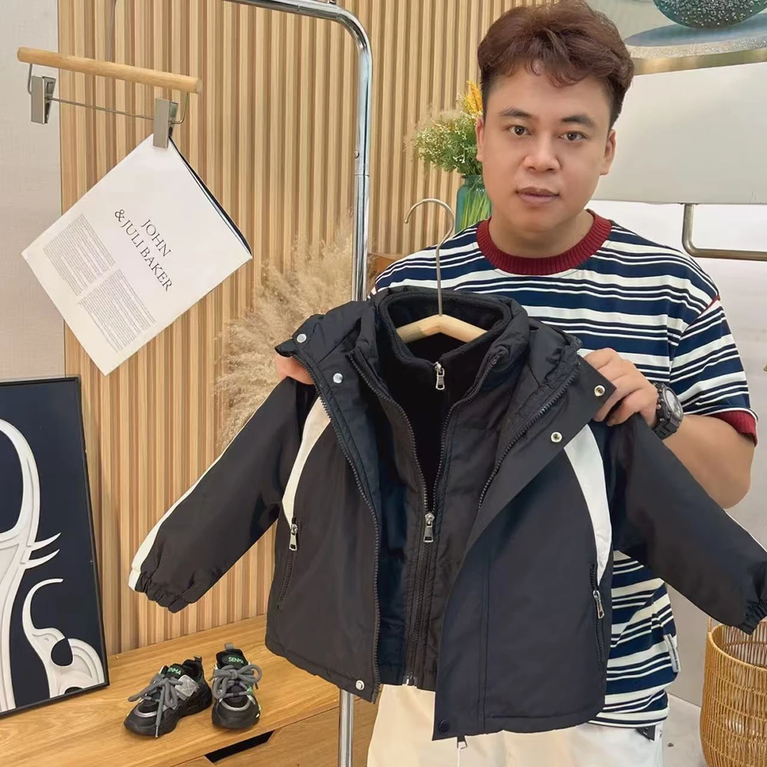 YRF-001 品牌撤柜 休闲羽绒服外套洋气儿童户外连帽