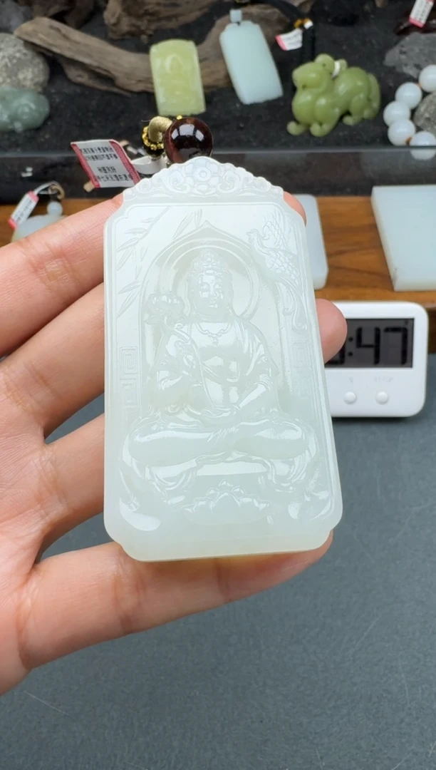 颈饰未镶嵌和田玉1