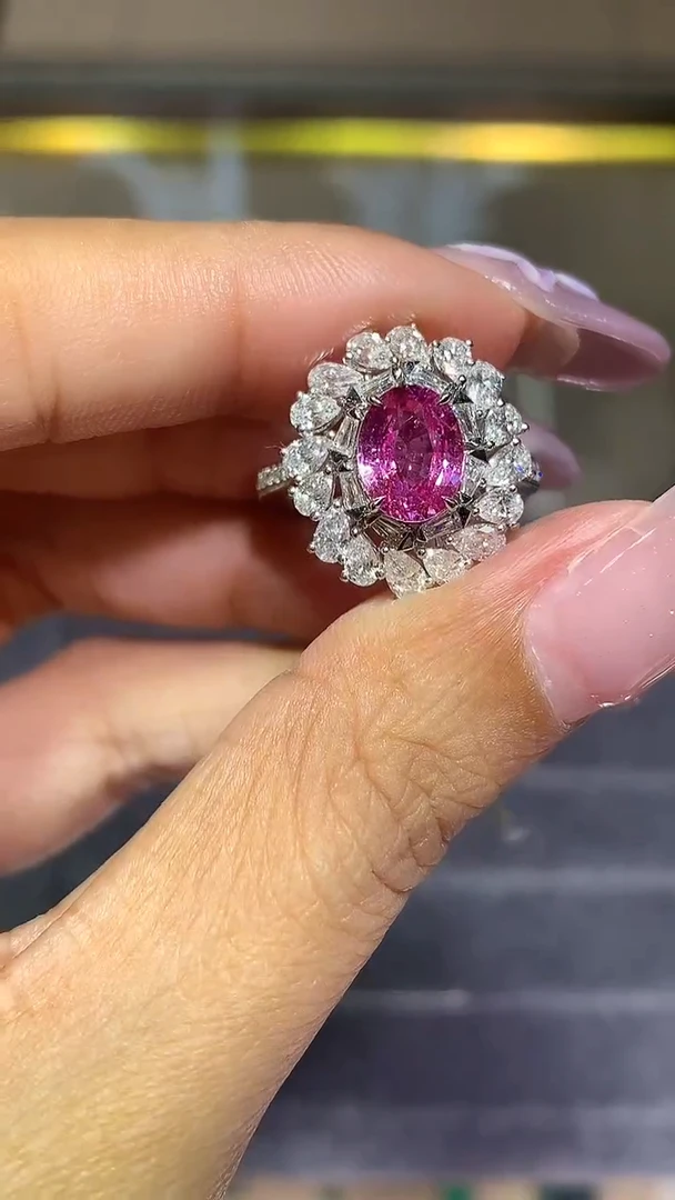 戒指彩色蓝宝石18K金镶嵌2.06CT