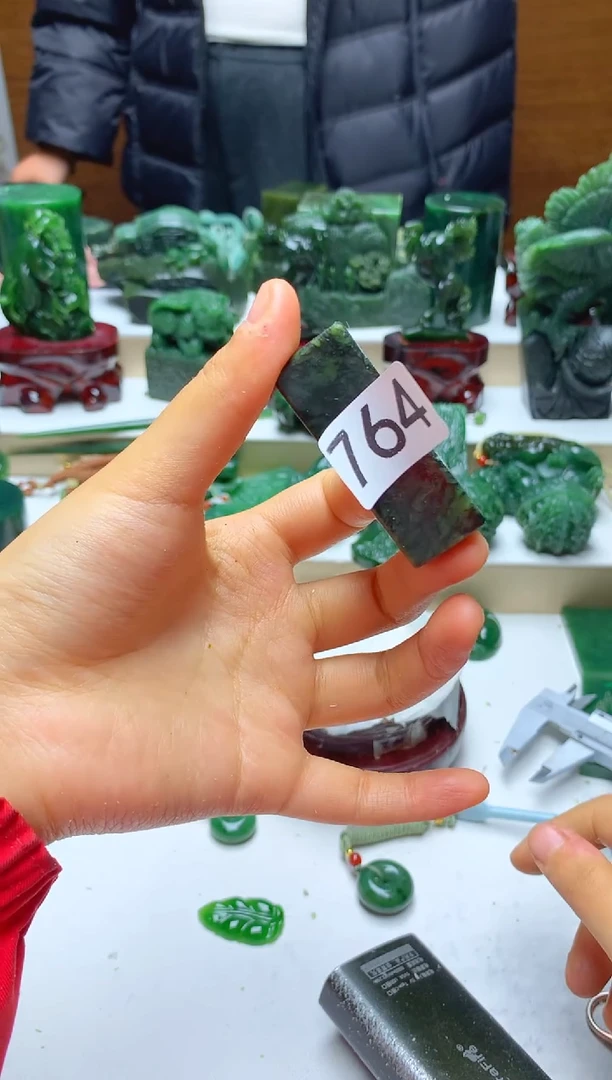 未镶嵌和田玉挂件想****怪1