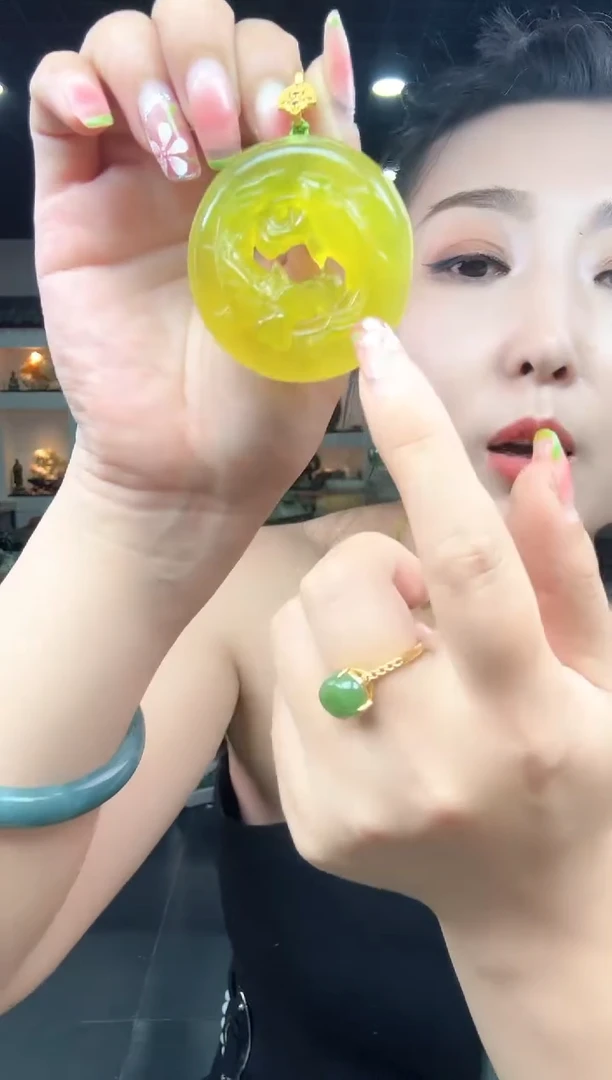 岫玉未镶嵌颈饰朝鲜黄八卦鱼【万能扣】