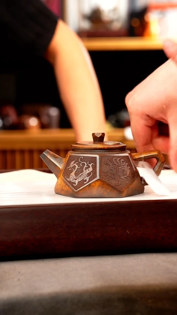 茶壶紫砂龙骨金砂 钻石 四大神兽