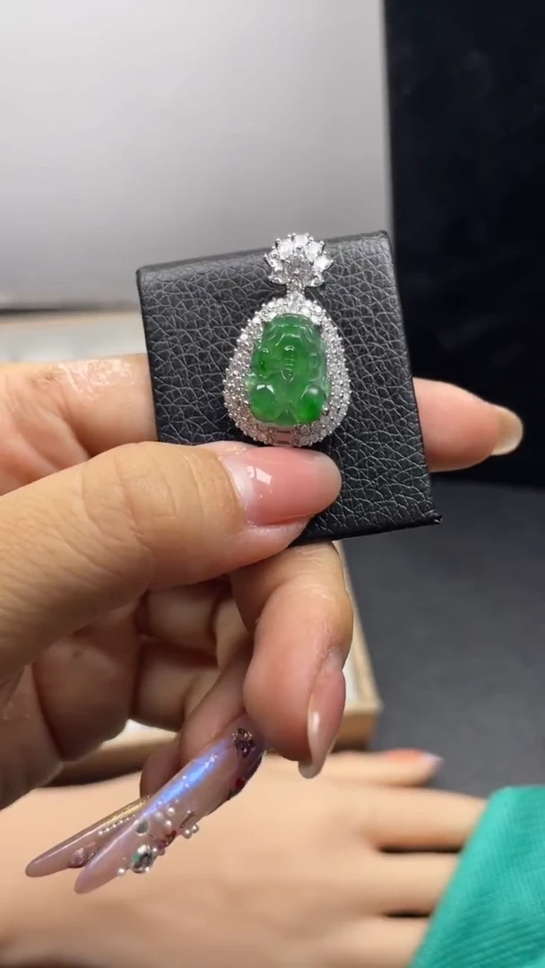 颈饰未镶嵌翡翠11