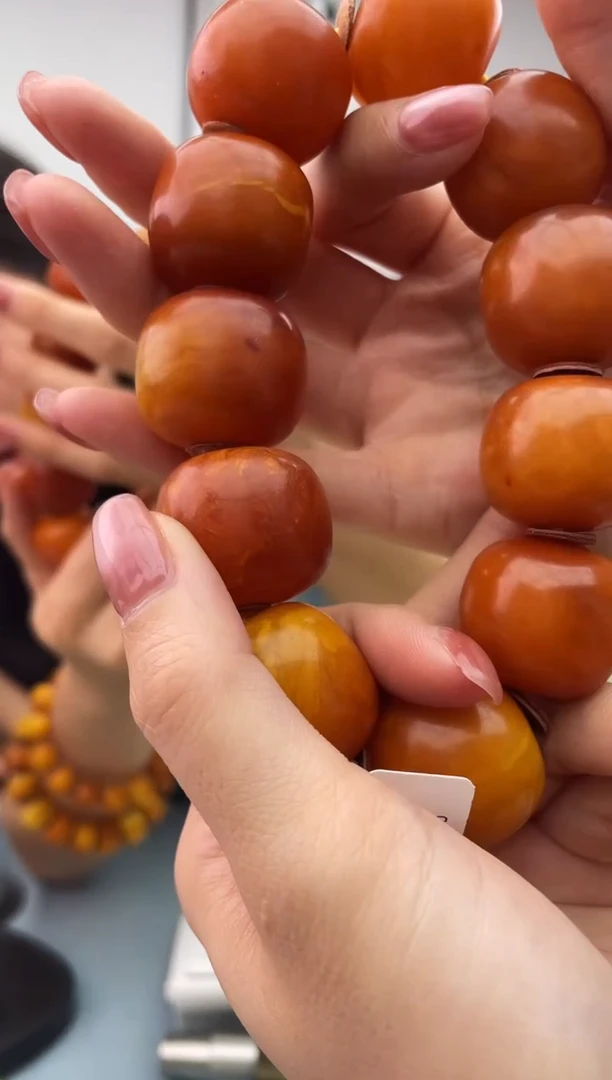 未镶嵌蜜蜡珠宝奇石假一罚十，0117.微瑕多样性发一件