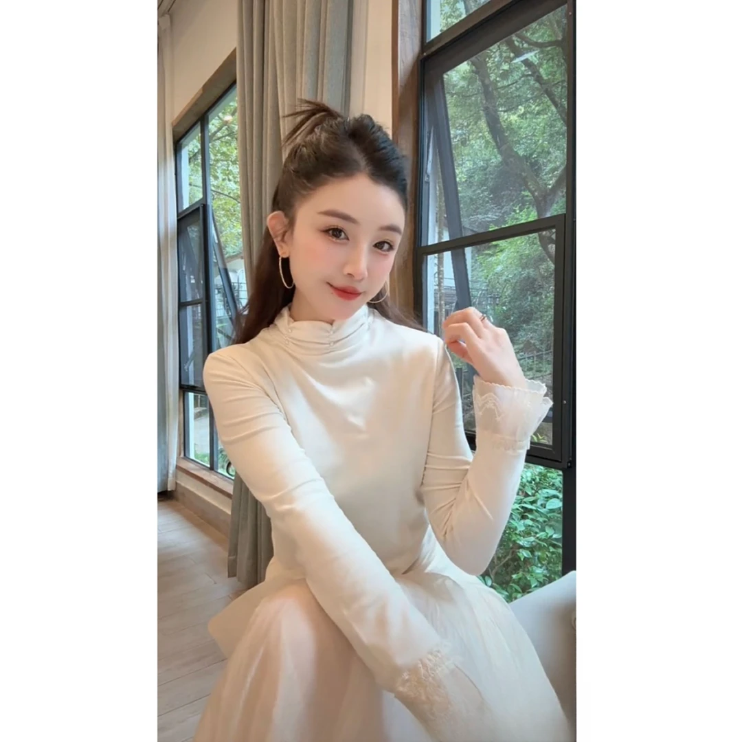 洋洋优选-秋冬新款拼接钉珠蕾丝边加薄绒半高领内搭打底衫YY72059