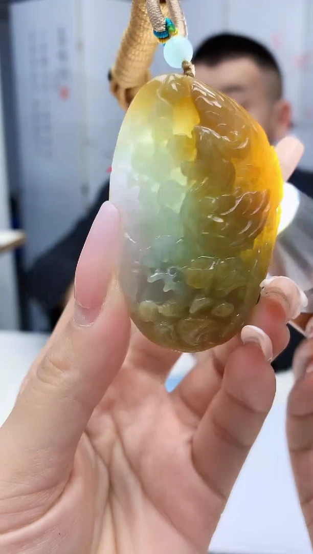 【闪购商品】定制翡翠未镶嵌4812lr-毛货挂件38